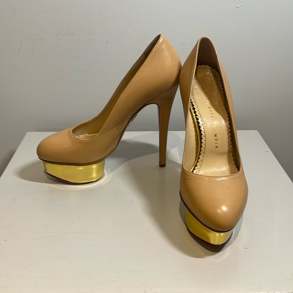 Charlotte Olympia Nude Pumps - size 36
